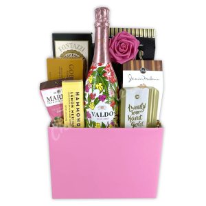Rosé & Sweets Gift Basket